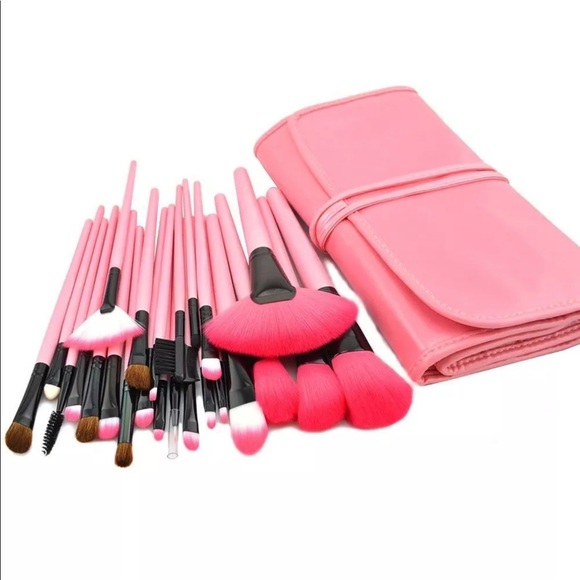 New 24pcs Make Up Brush With Pouch - Picture 2 of 4